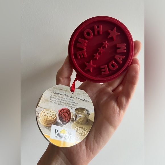 Birkmann Red Wooden Baking Homemade Star Circle Cookie Stamp - Picture 1 of 7